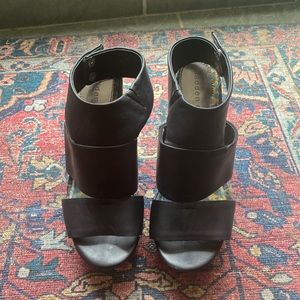 Black Madden Girl Wedges